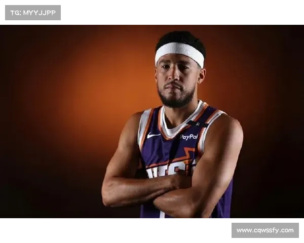 德文·布克分享训练日常 激励年轻球员坚持不懈追求梦想